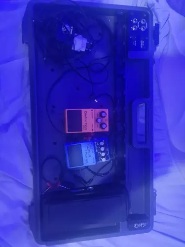 Vendo SET DE PEDAIS COMPLETO MAIS FONTE CASE EDICAO LIMITADA