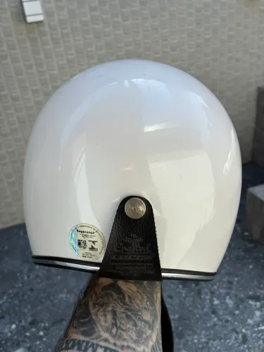 Capacete Lucca aberto
