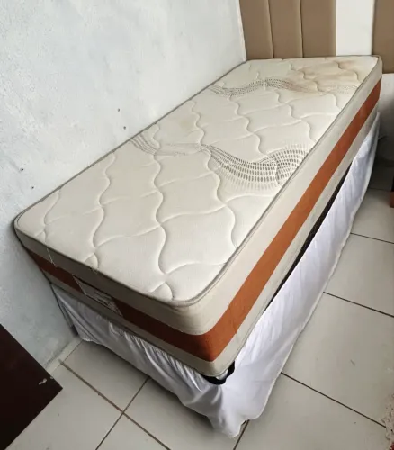 Cama de solteiro