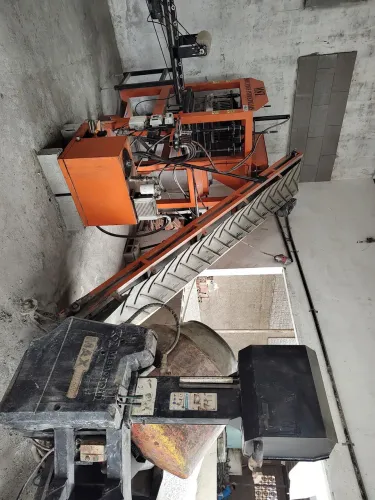 Fábrica de Blocos Completa Seminova