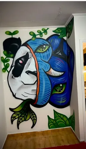 ALUGA-SE QUARTO / SALA COMERCIAL