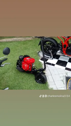 VENDO WALKEMACHINE 210CC PARTIDA ELÉTRICA 