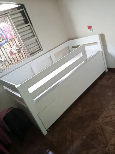 Vendo bicama de solteiro em ótimo estado