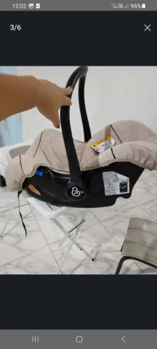 Bebê conforto, bem conservado