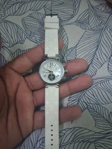 Relógio LOUIS VUITTON - original