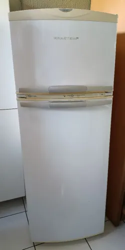 Geladeira Frost Free 350 Litros