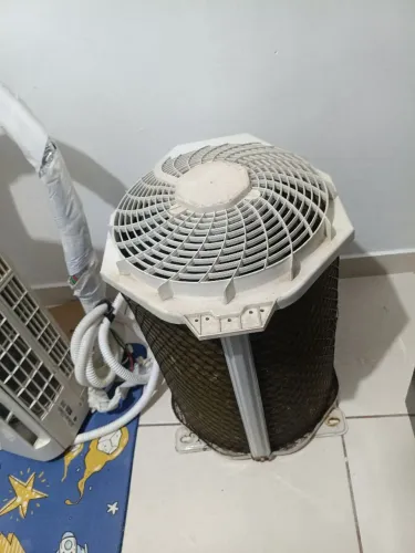 Ar condicionado 