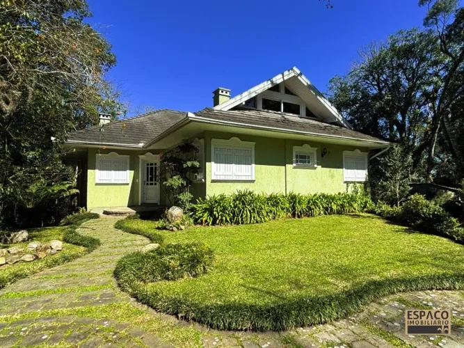 Casa no condomínio Lagos de Gramado.