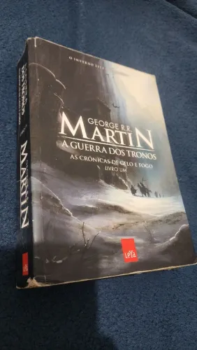 Livro Game of Thrones Crônicas de Gelo e Fogo 