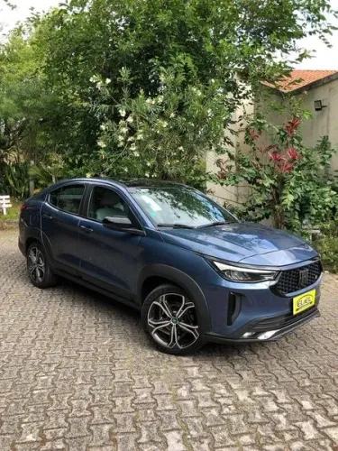 Fiat Fastback Impetus 200 T. AUT (hibrído) 2025