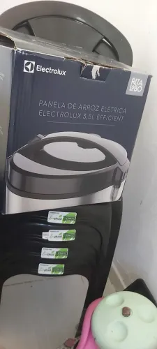 Panela de arroz nova 