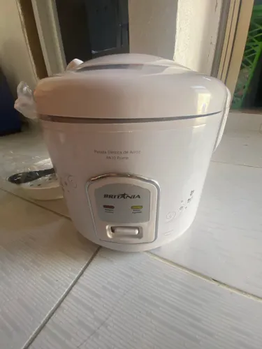 Panela Elétrica de Arroz Britânia PA10 Prime