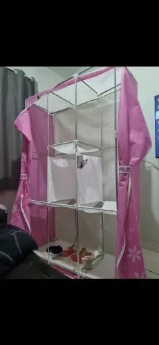 Cama, roupeiro, motoca tudo de  criança 
