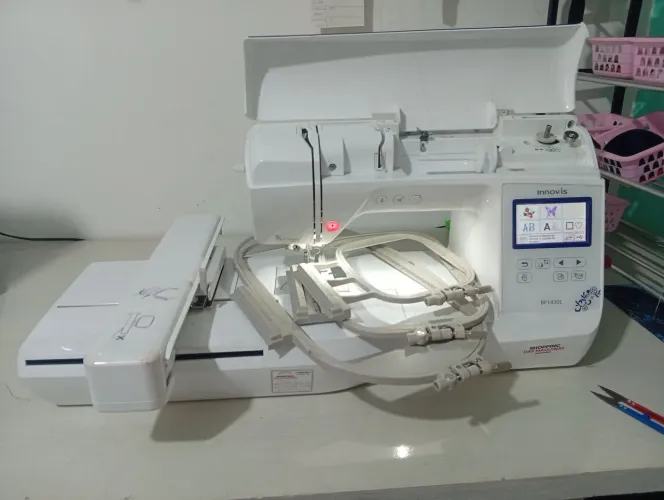 Máquina de Bordar Brother BP1430l