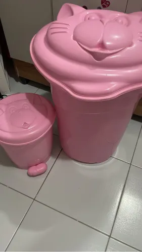 Cesto de roupa mais lixeira