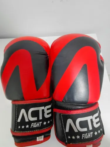 LUVAS MUAY THAI