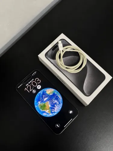 iPhone 15 Pro Max 256GB | Com caixa e cabo |