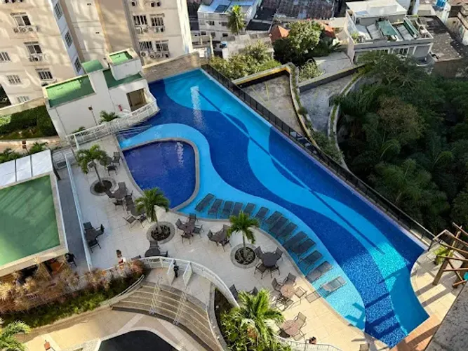 *Apartamento SEMI MOBILIADO à venda no Golden Gate Club!