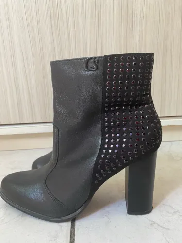 Bota Carmen Sttefans 