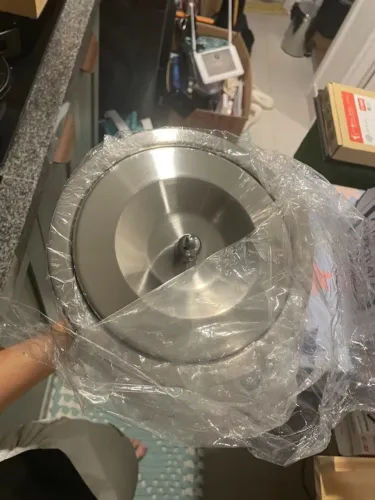 Lixo embutido cozinha nunca usado 