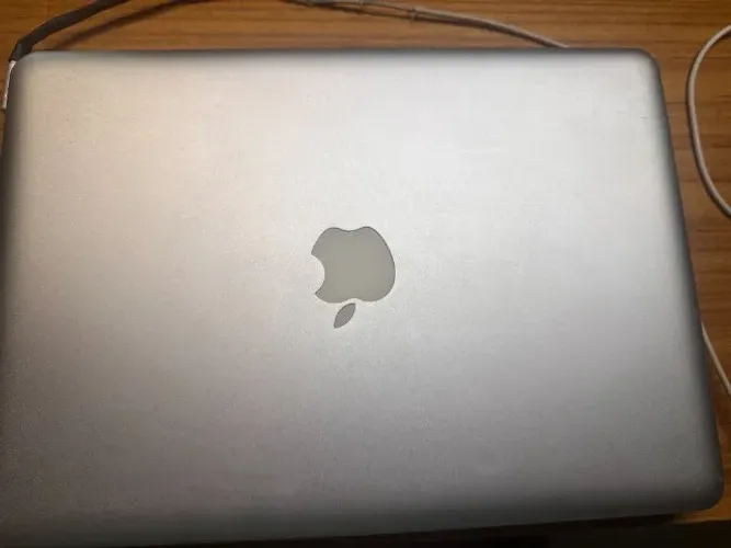 Apple Macbook Pro Touchbar 13 Polegadas Ano 2011
