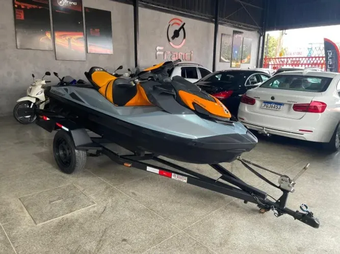 JET SKI SEA-DOO GTI SE 170cv 2020 + CARRETINHA