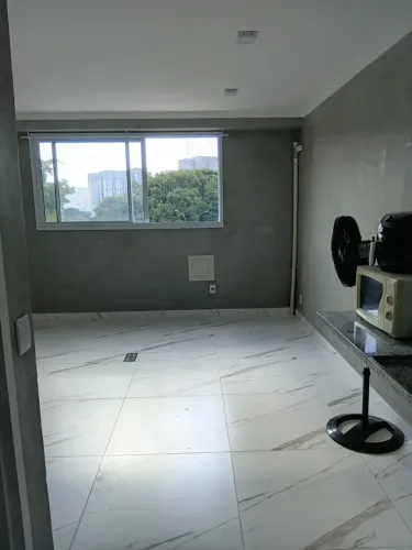Imóvel para aluguel possui 25 metros quadrados em Barra Funda - São Paulo - SP