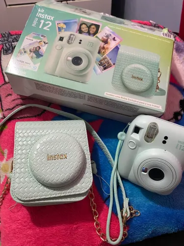 Câmera instax mini 12