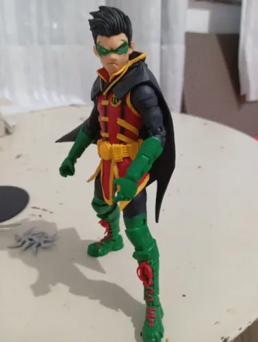 Robin DC multiverse mcfarlane