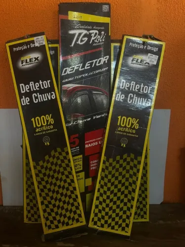 Vários Modelos de Calhas de Chuva Automotiva 