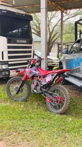 Bros 2013 com motor de nx200 De trilha