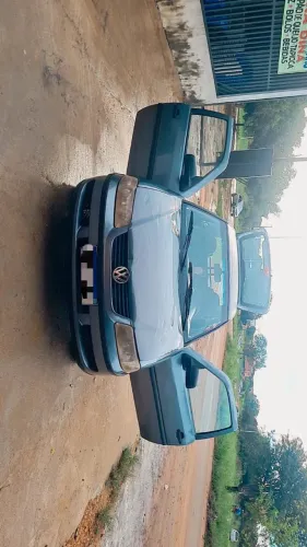 Volkswagen Gol Geração III Plus 1.0 MI 16V Gasolina Mec. 4P 2004