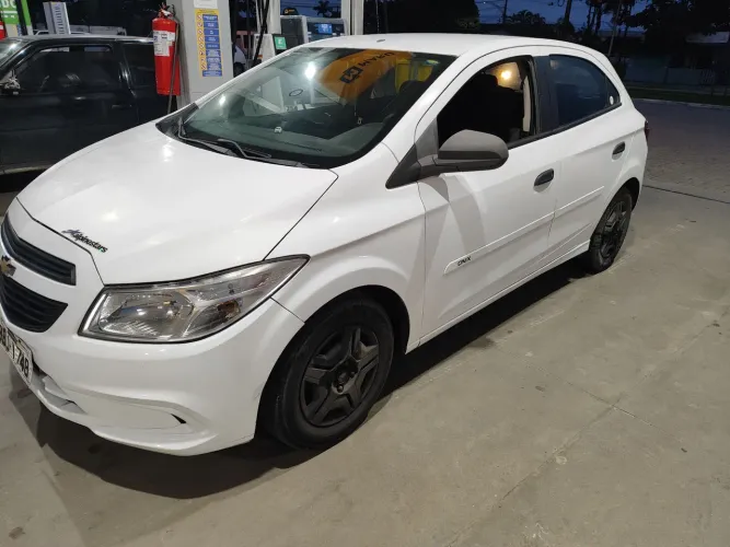 Chevrolet Onix JOY Hatch 1.0 8V Flex Mec. 4P 2018