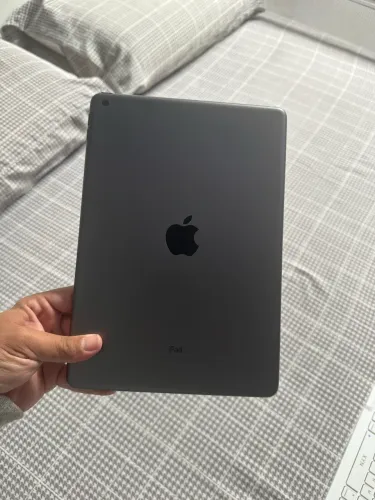iPad 9 completo(teclado, mouse, capa, caneta) 64gb IMPECÁVEL
