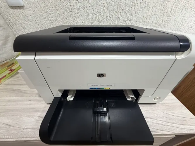 Impressora HP 1025
