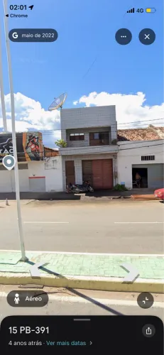 CASA COM ÁREA COMERCIAL - UMA DAS PRINCIPAIS RUAS DA CIDADE 
