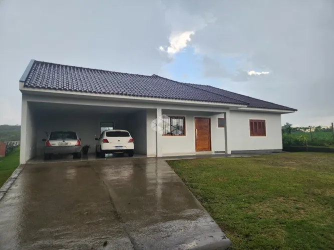 Chácara semi mobiliada a venda no Cerro Alegre Alto