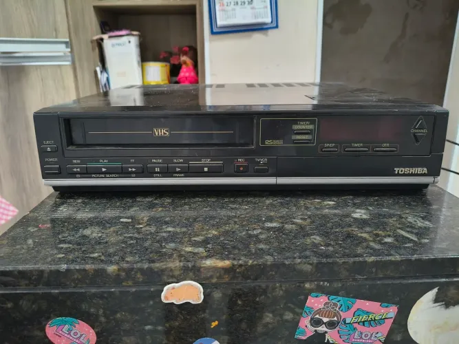 Vídeo cassete Toshiba