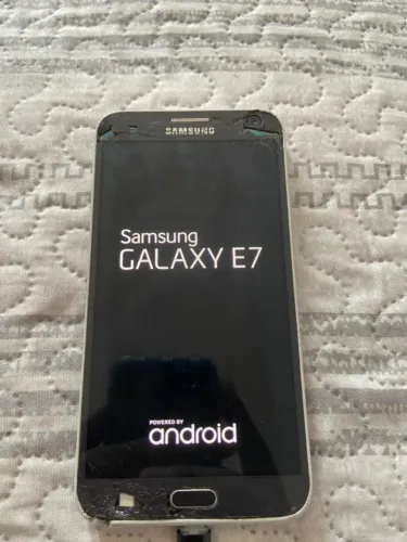 Samsung Galaxy E7