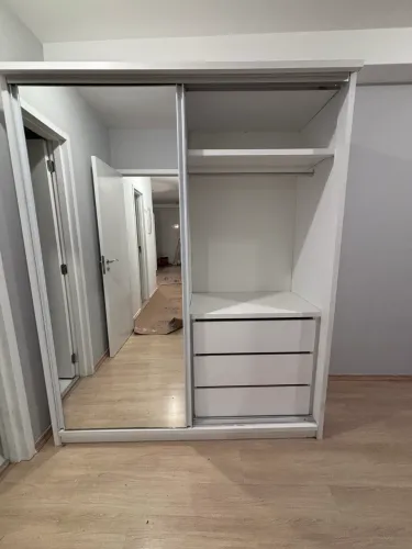 Guarda - roupa