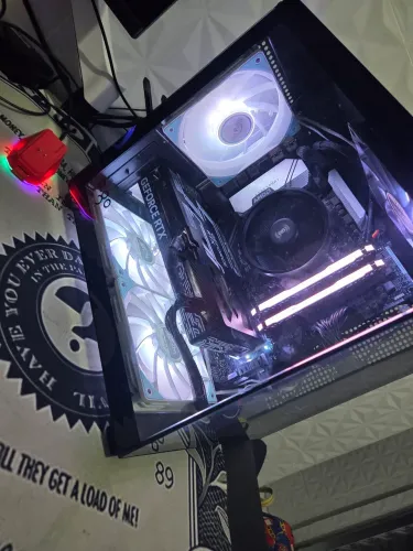 Gabinete gamer Aquario + fans