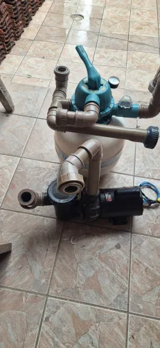 Vendo kit de piscina motor e filtro