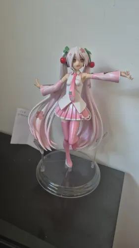 Sakura Miku v2