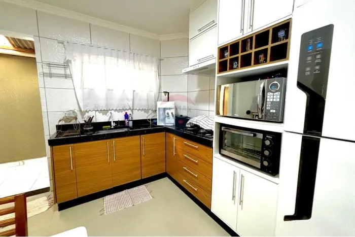 Casa Duplex Mobiliada com Vista Parcial para o Mar