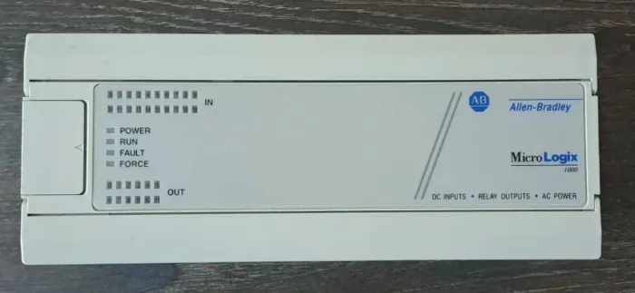 Allen Bradley 1761-L32BWA SERIES E FRN 1.0 MicroLogix 1000 - CLP SEM USO 