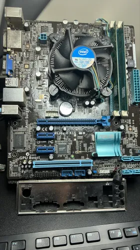 Kit Core i3 2120 8GB placa Asus P8H61-M LE/BR 