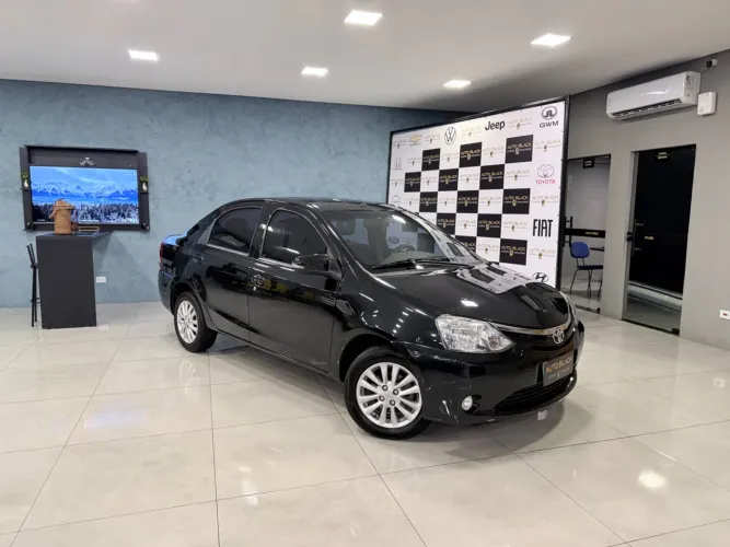 Toyota Etios XLS 1.5 Flex 16V 5P Mec. 2015