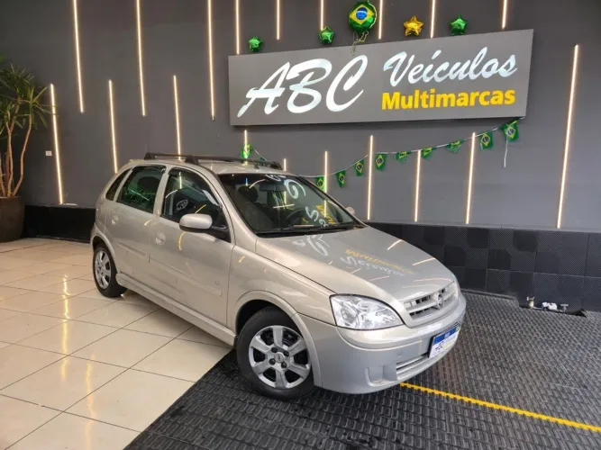 Chevrolet Corsa Hat. Maxx 1.8 MPFI 8V Flexpower 5P 2005