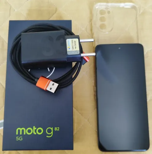 Motorola Moto G82 5G 128GB com capa