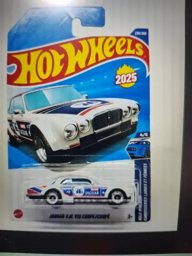 Hotwheels Jaguar XJC V12 Coupé branco